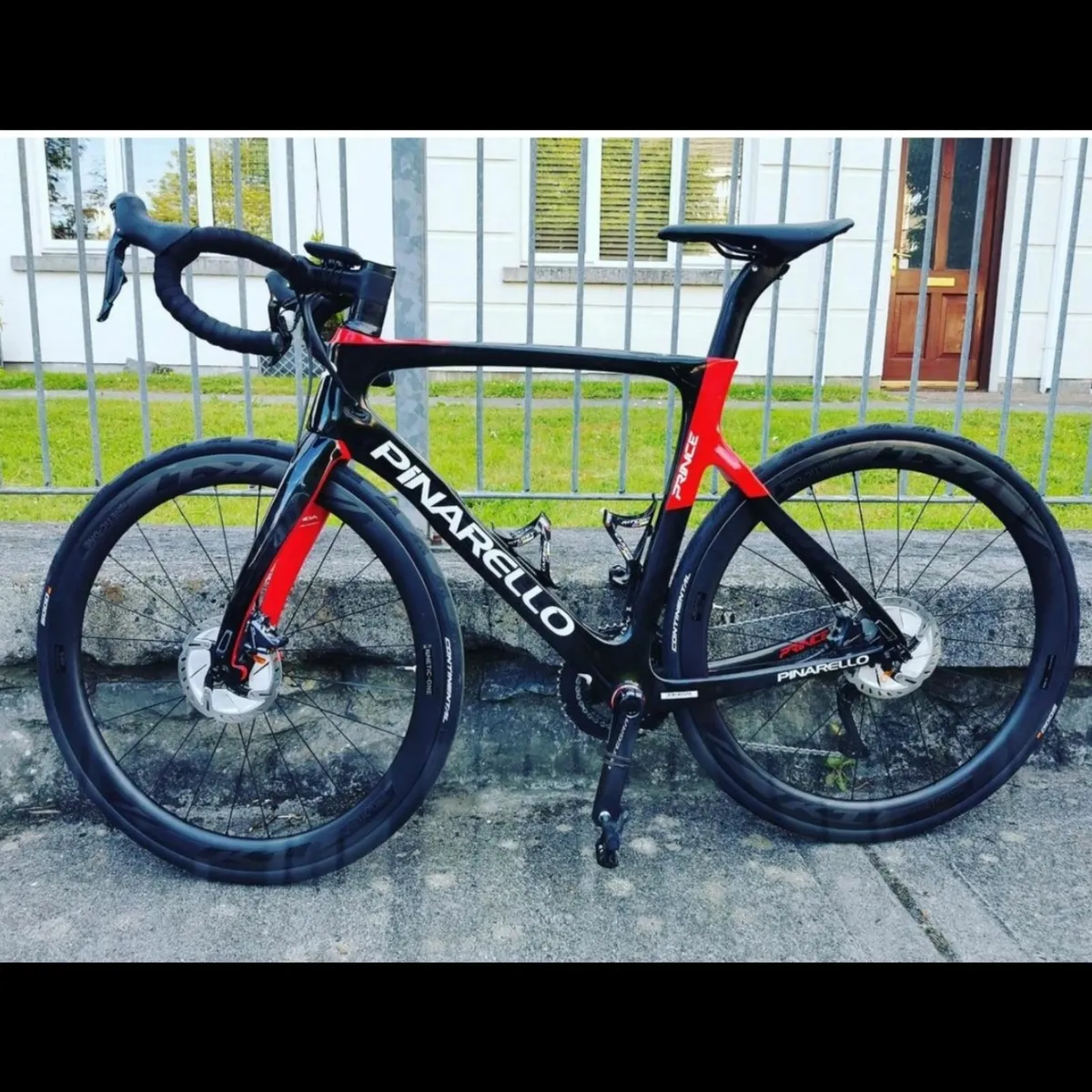Pinarello Prince Di 2 Ultegra Disc Break 2019 54 - Image 1