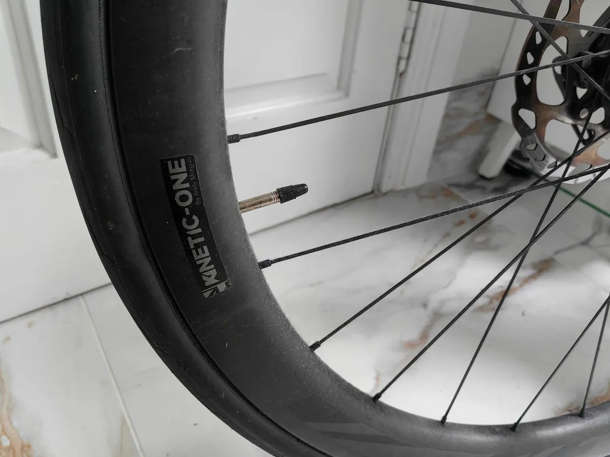 Pinarello Prince Di 2 Ultegra Disc Break 2019 54 - Image 2