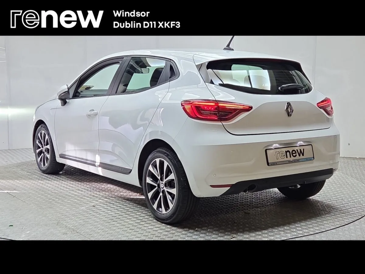 Renault Clio Iconic TCe 90 - Image 4