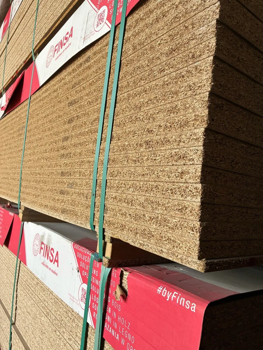 12x4x28m Chipboard - Image 1
