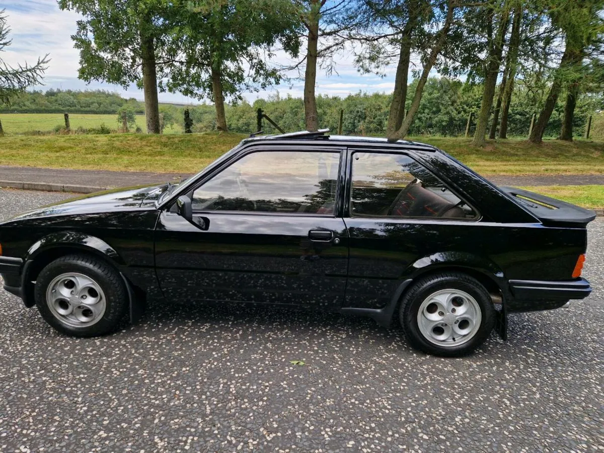 ford escort - Image 4