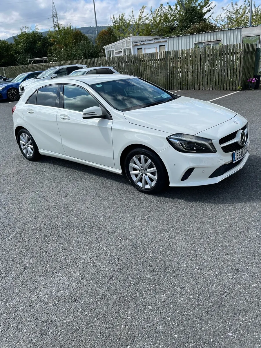 Mercedes A180 Automatic 1.6 petrol 2016 - Image 2