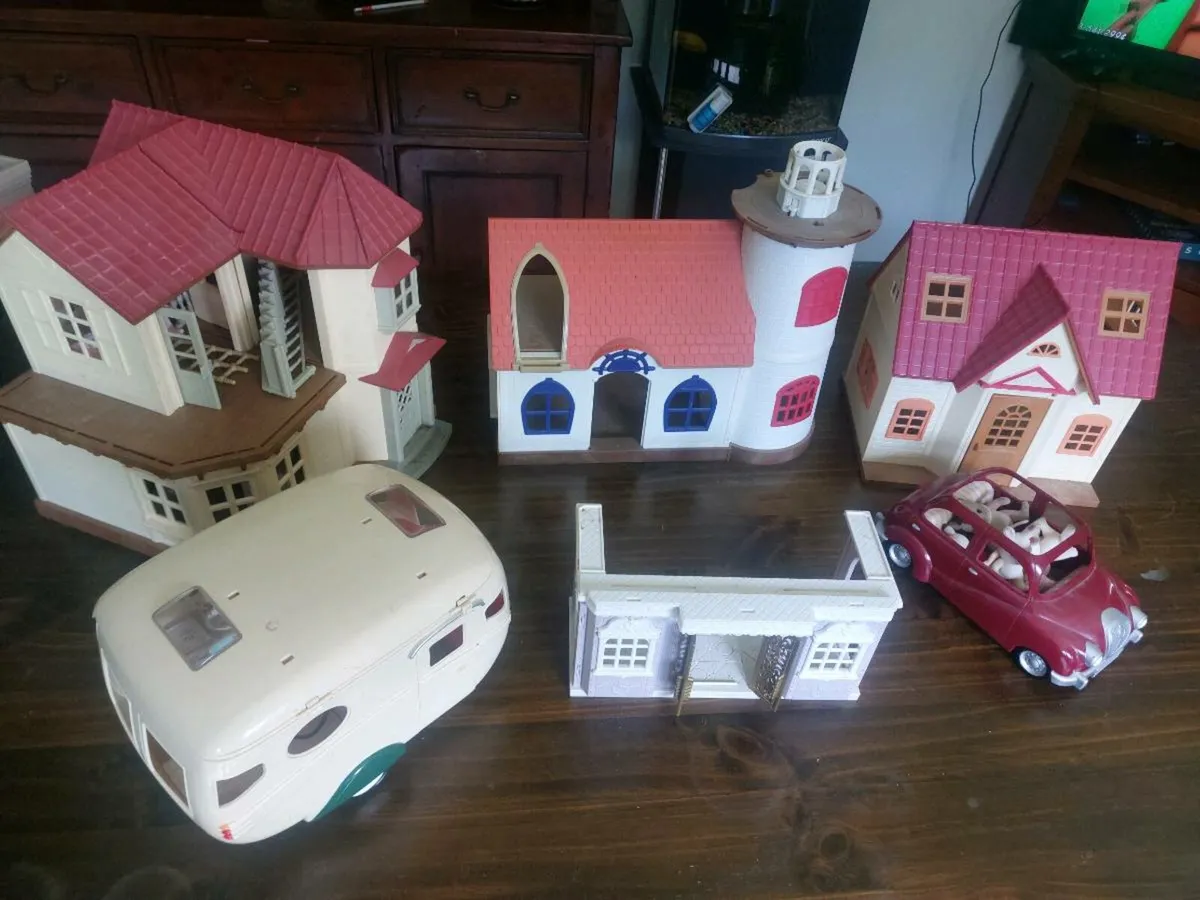 Sylvanian Family - Image 1
