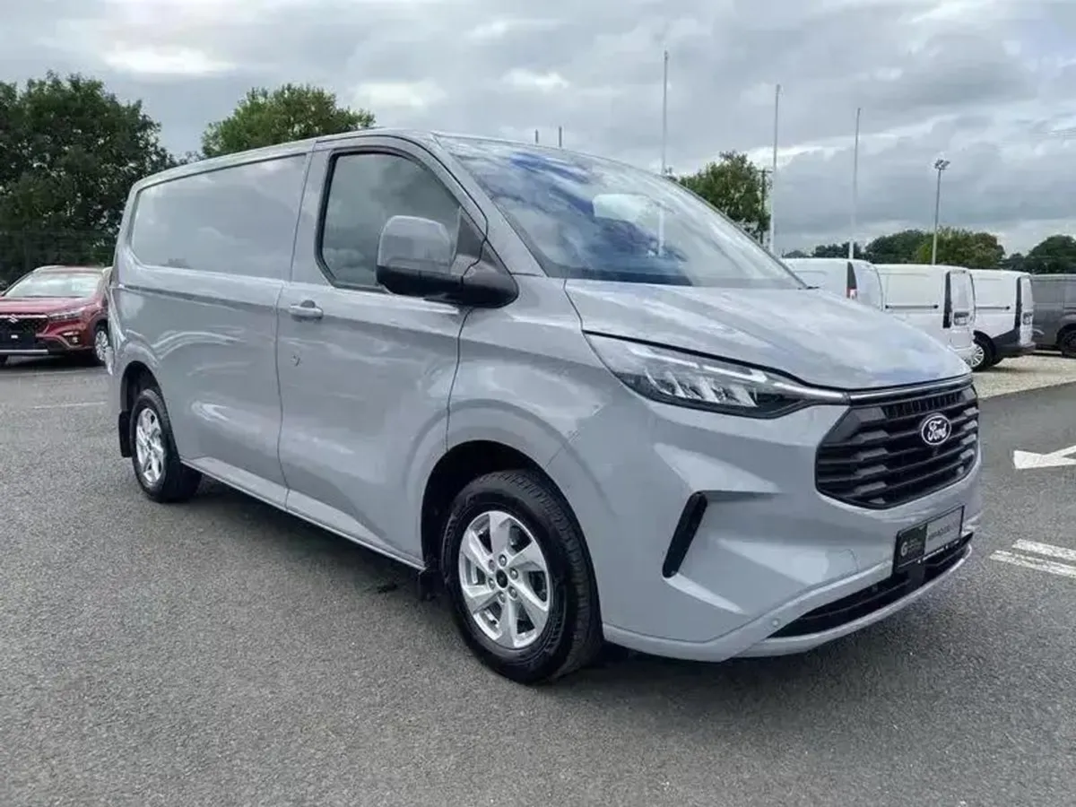 Ford Transit Custom 320 L1 FWD 2.0 Ecoblue 136ps - Image 1