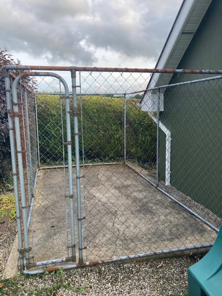 Metal dog kennel - Image 3