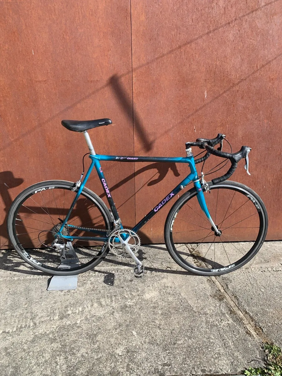 Giant Cadex CFR2 - Image 1