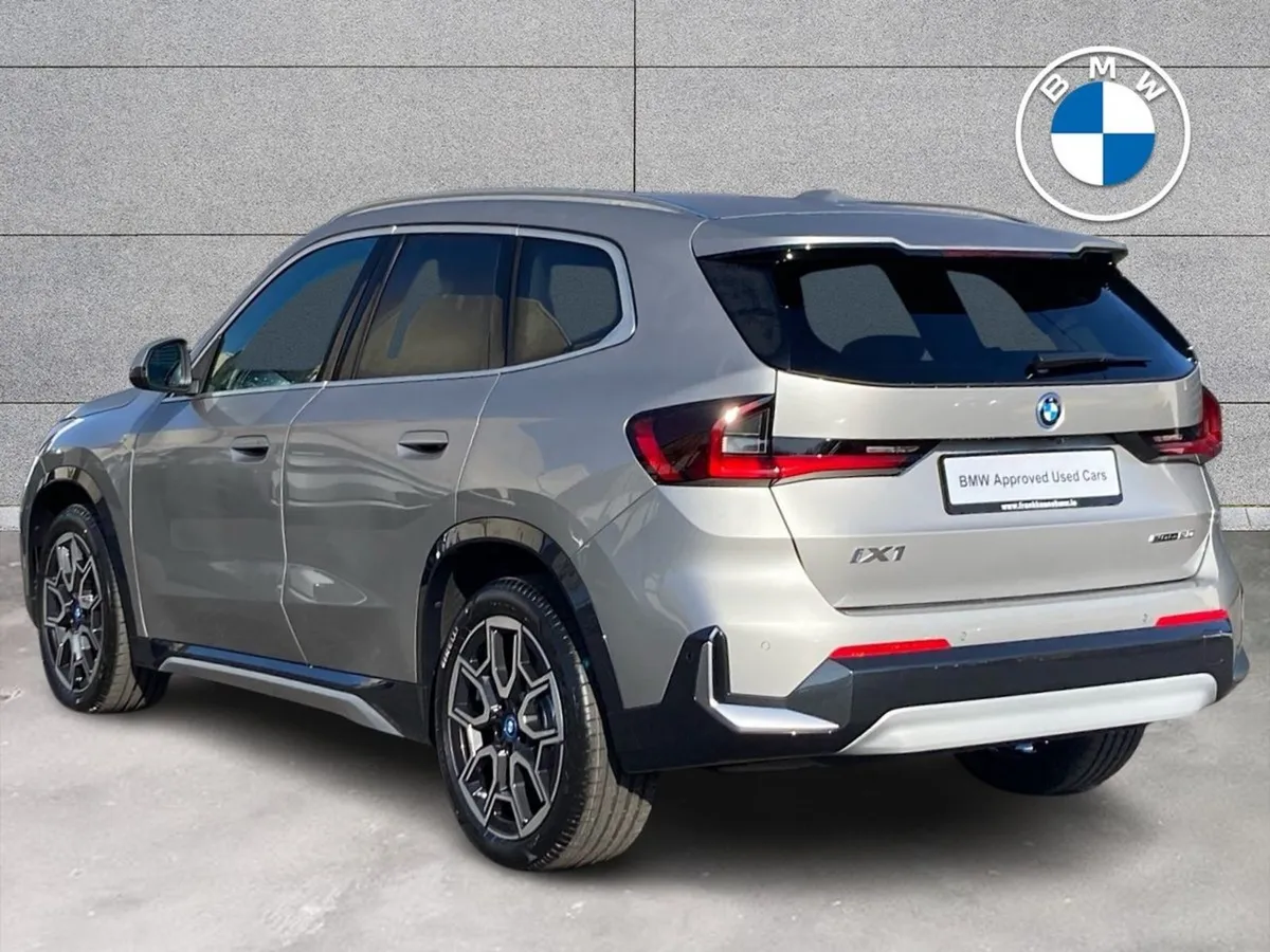 BMW iX1 Edrive20 Xline - Image 2