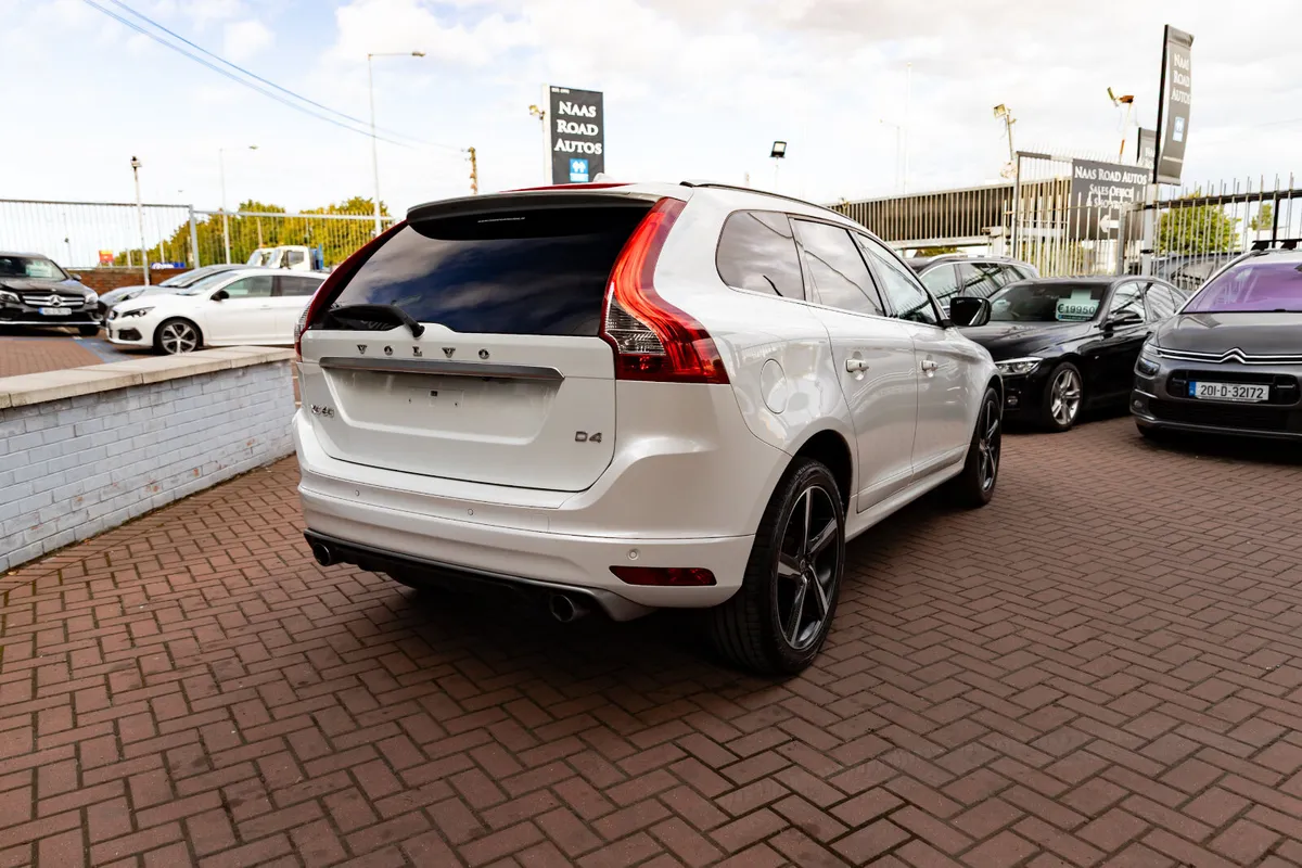 VOLVO XC60 2.0D4 R-LINE LUXURY  5DR ESTATE AUTO - Image 3