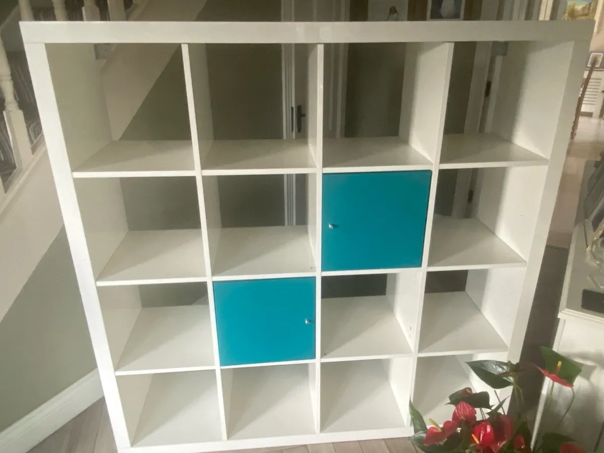 Book shelve