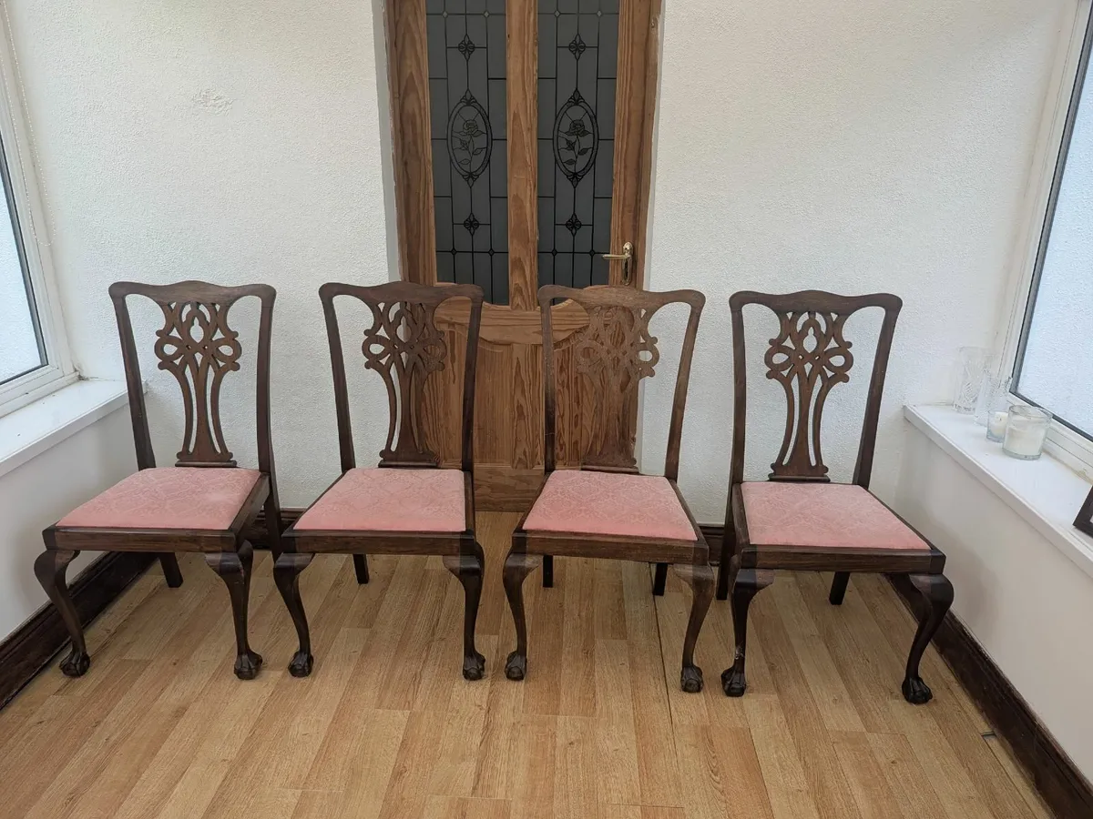 Set of 4 solid wood chairs - Image 1