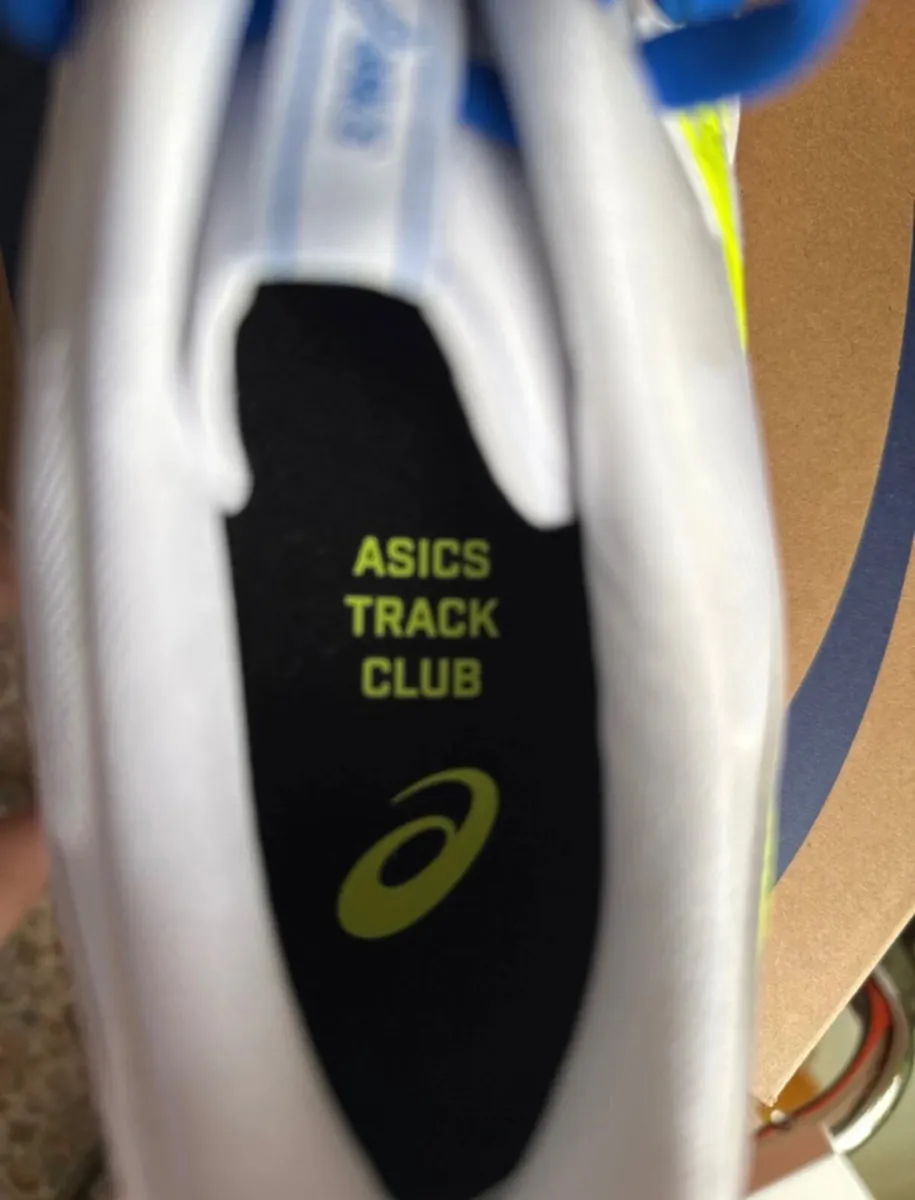 Brand new ASICS trainers EUR 40.5 - Image 4