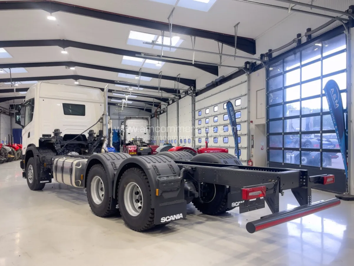 2025 SCANIA 460G SUPER XT 6X4 26T CHASSIS CAB - Image 4