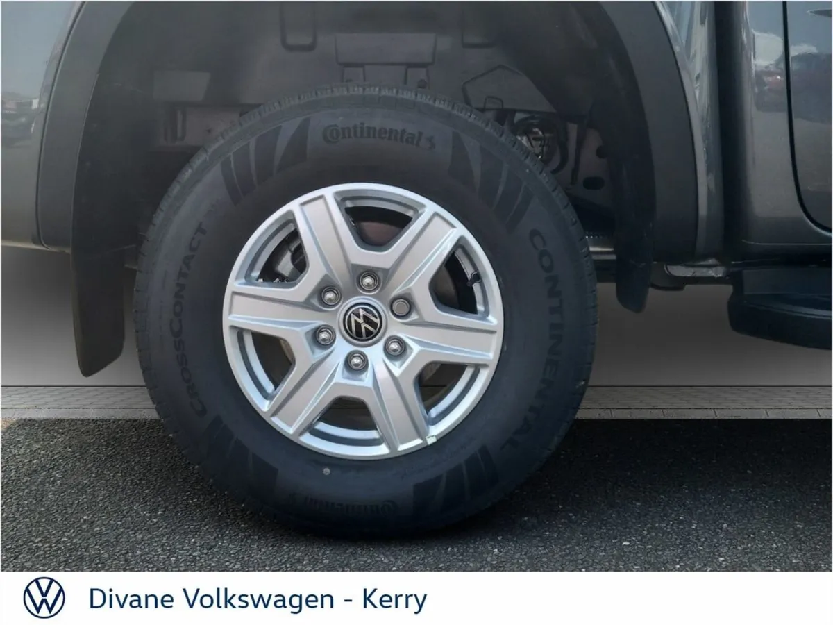 Volkswagen Amarok Life 2.0 168 BHP Manual 4 Wheel - Image 4