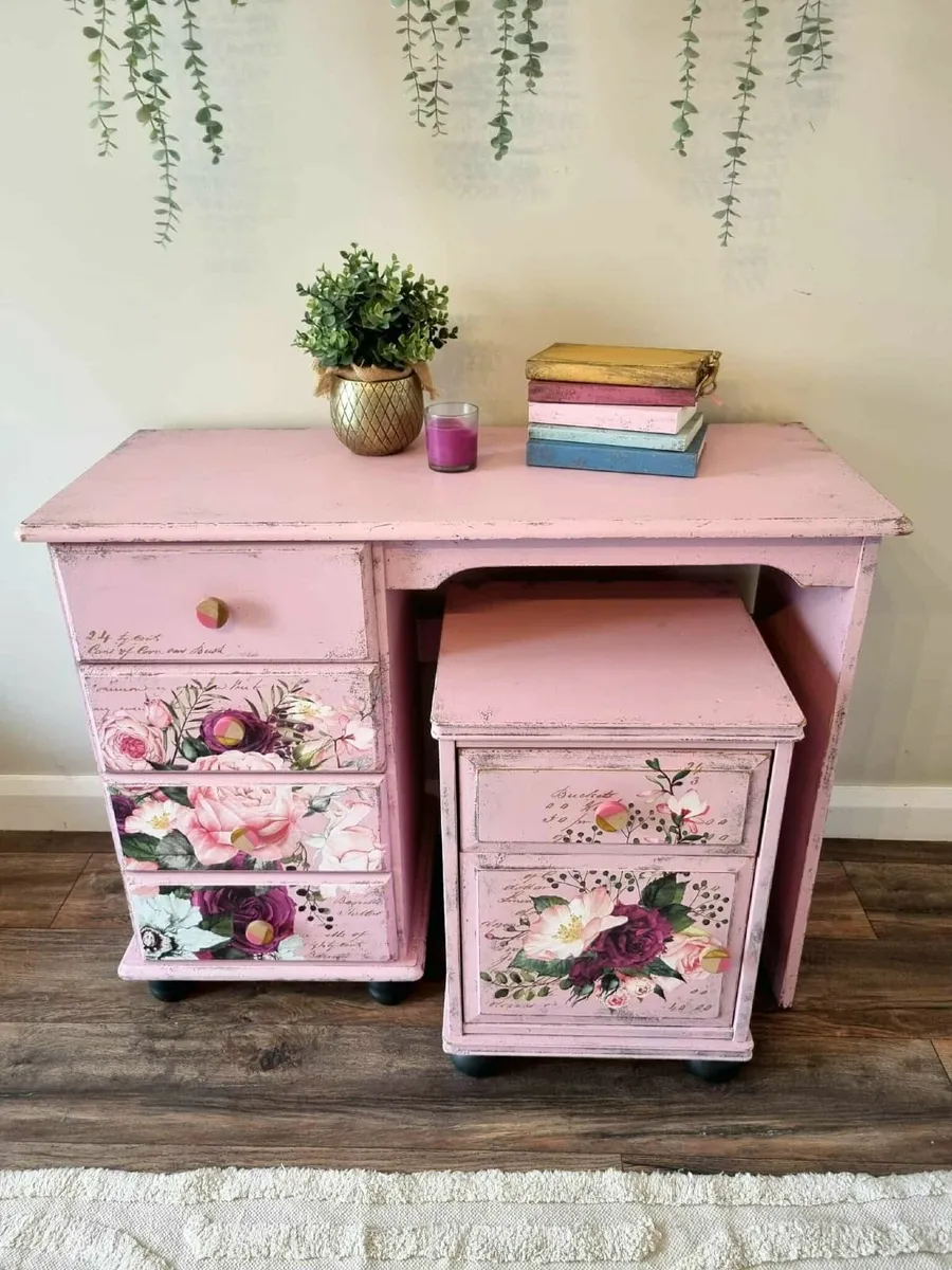 Desk and bedside locker set - Image 1