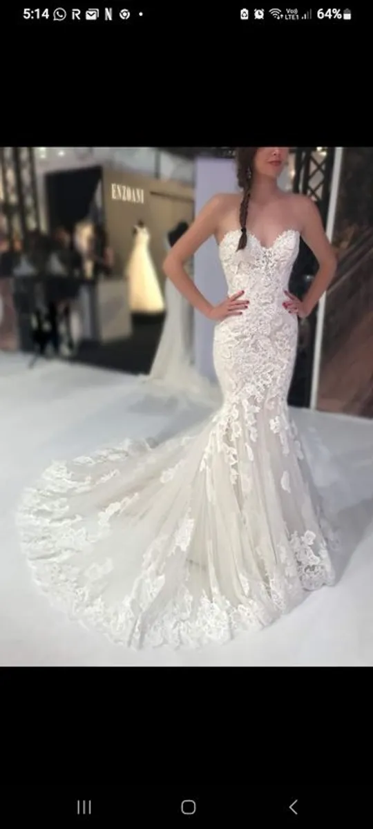 Wedding dress - Image 1