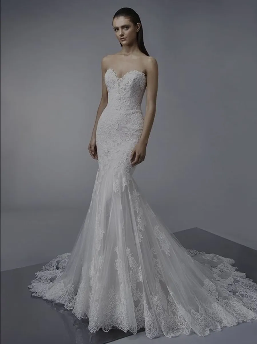 Wedding dress - Image 3