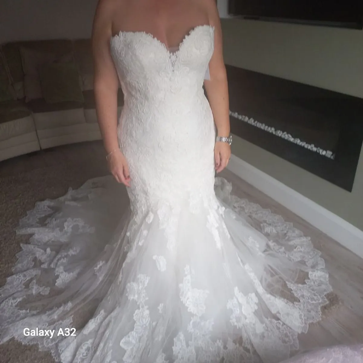 Wedding dress - Image 4