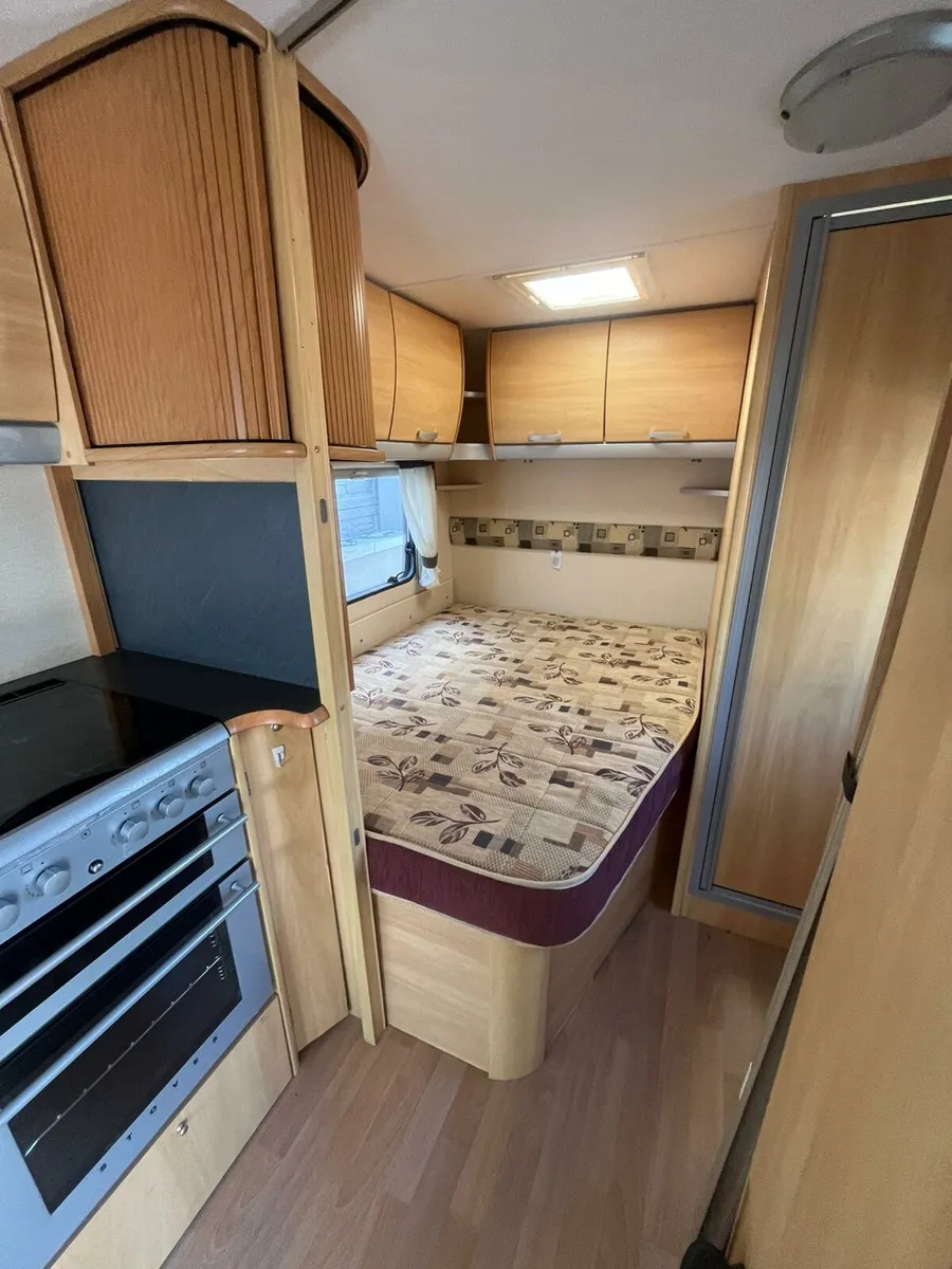 Sterling Europa fixed bed - Image 4