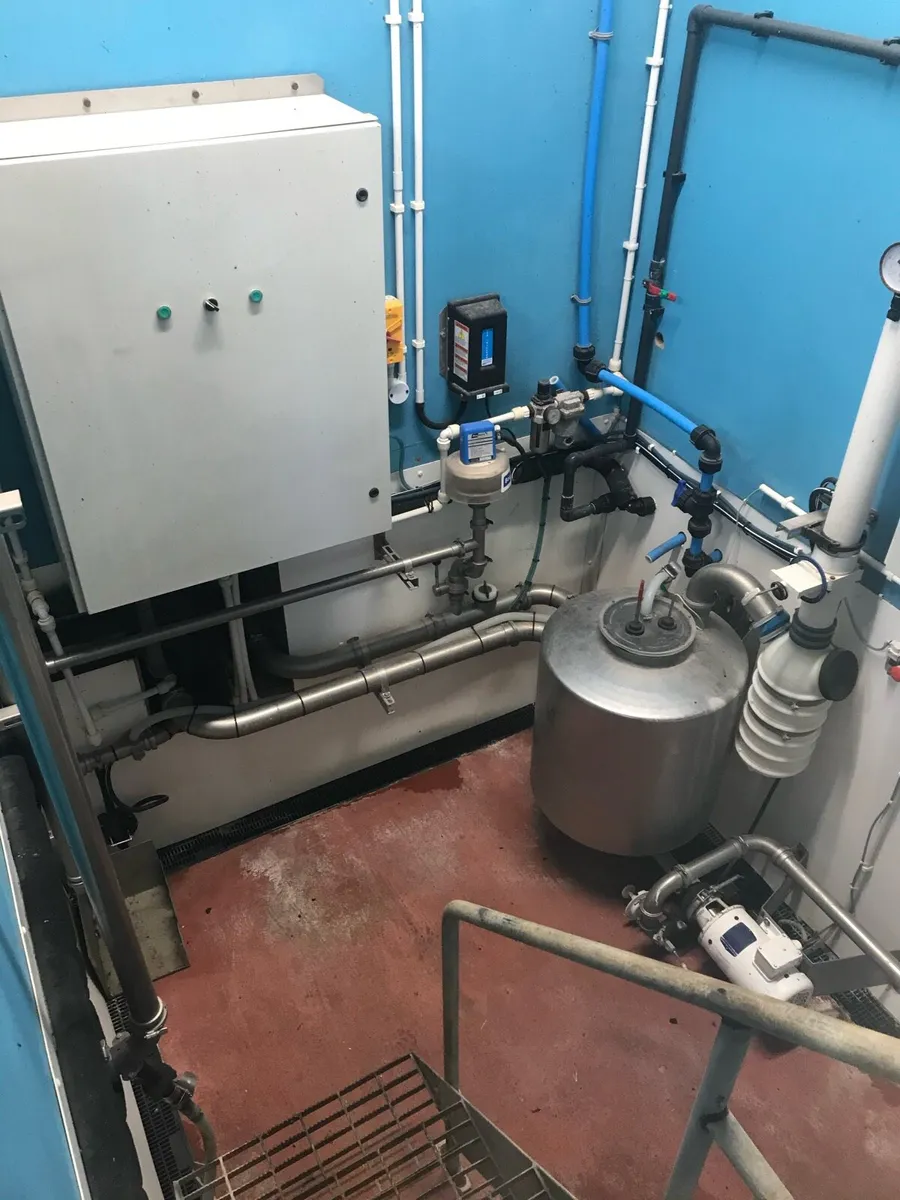 Boumatic milking Parlour - Image 2
