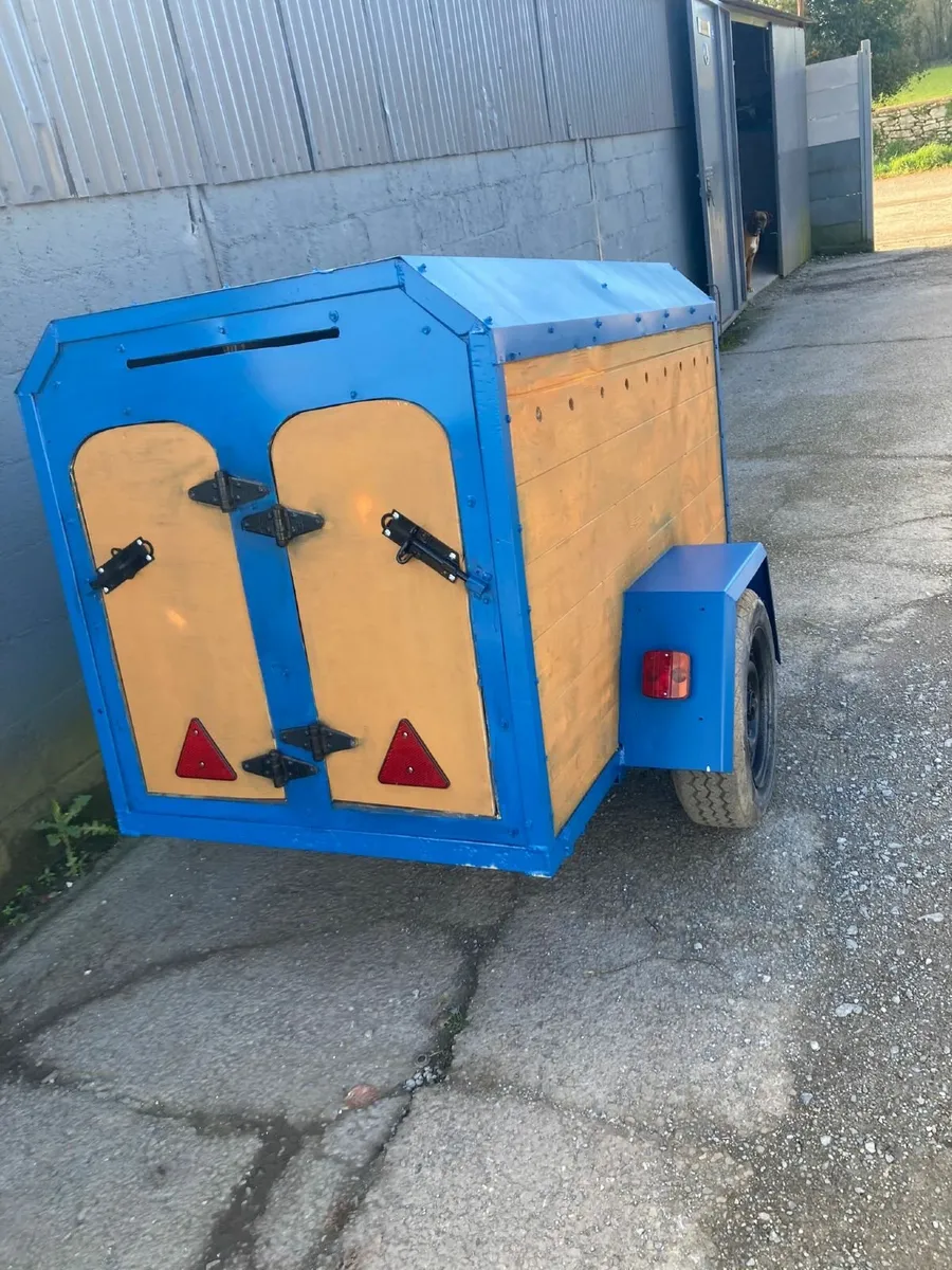dog trailer - Image 1
