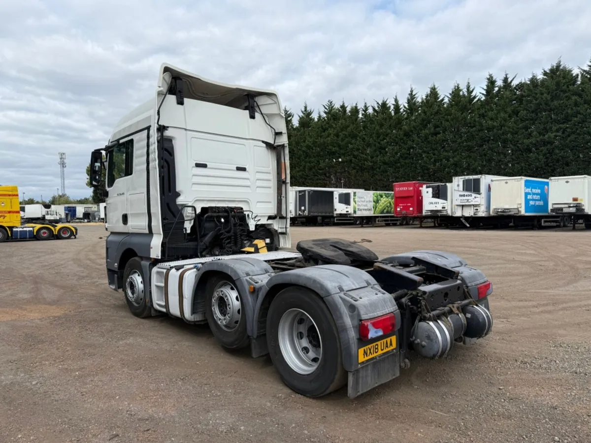 2018 (18) MAN TGS 26.460 6X2 MIDLIFT - Image 4
