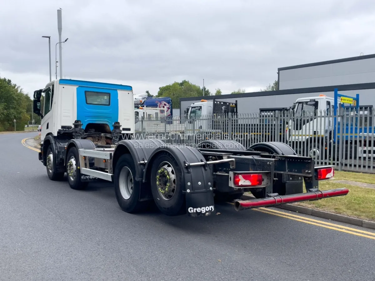 2020 (20) SCANIA P370 XT 8X2 CHASSIS CAB - Image 4