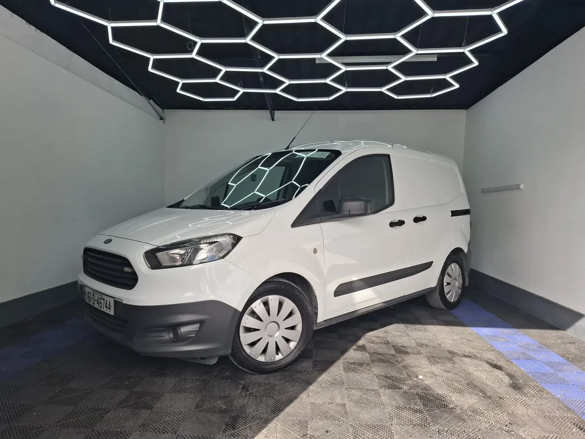 2016 Ford transit courier van - Image 4