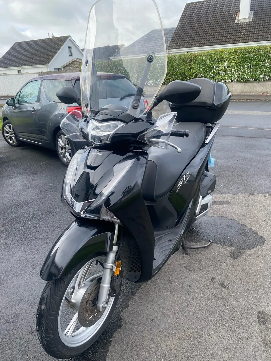 Scooter - Image 2