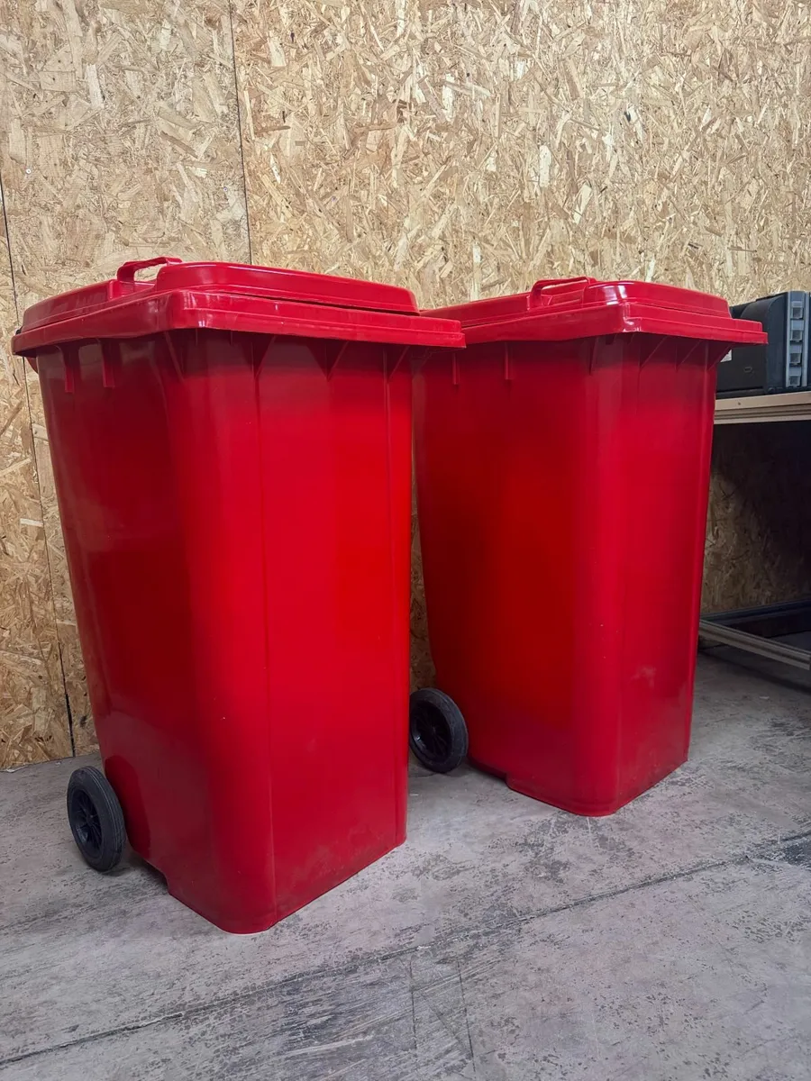 2x brand new wheelie bins - Image 2