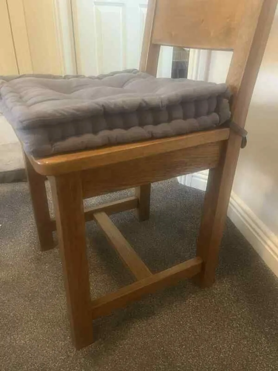Solid oak chairs - Image 2