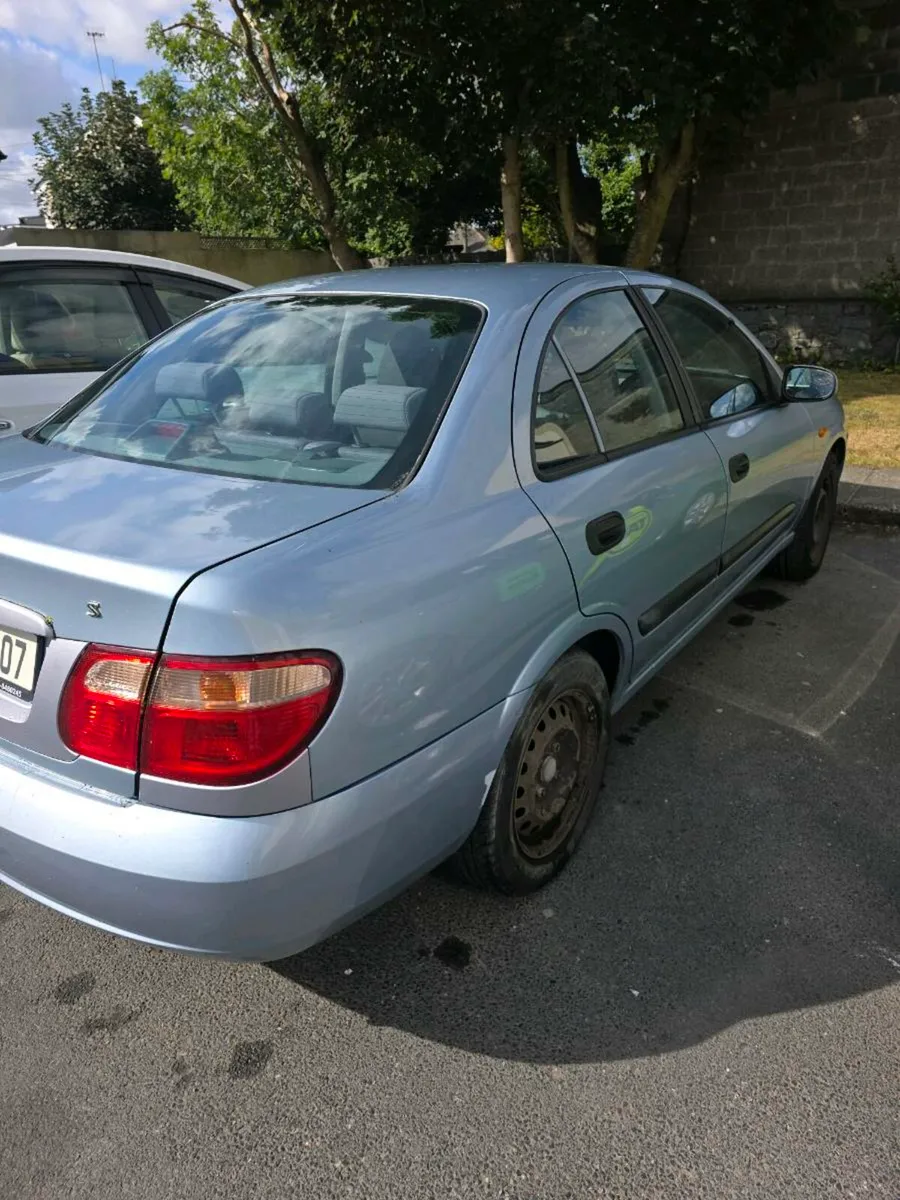 Car - Image 1