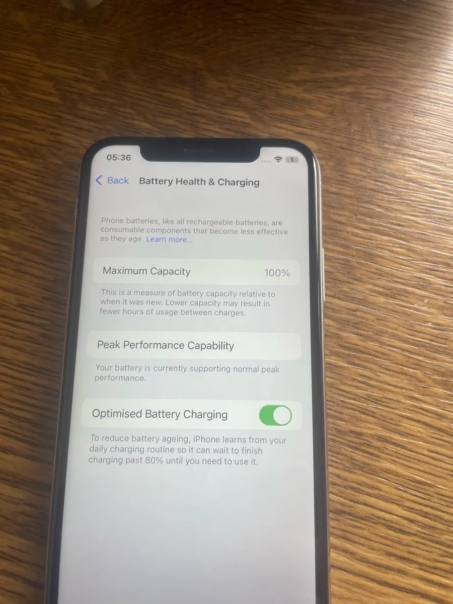 iPhone X - Image 3