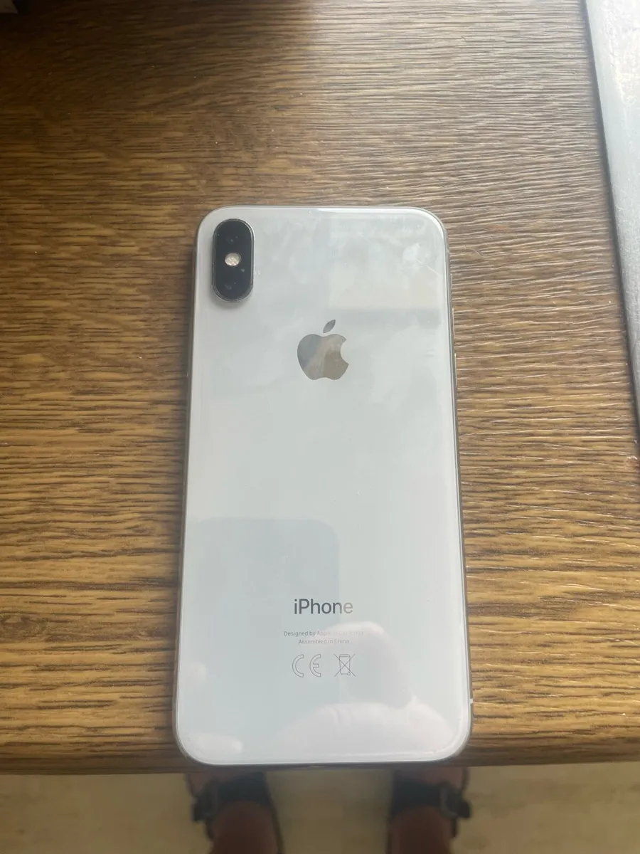 iPhone X - Image 4