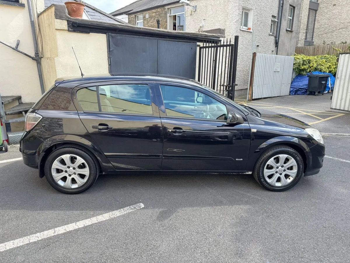 Opel Astra H | 1.4 Petrol | - Image 3