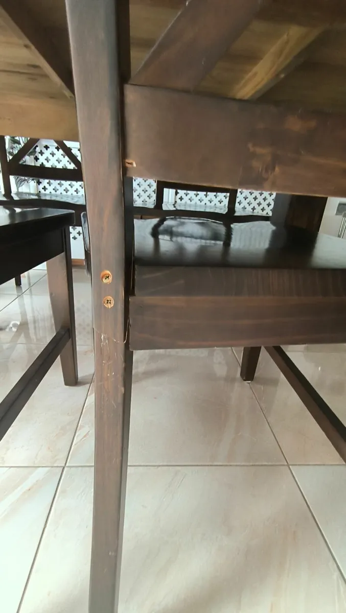 Montreal Medium Dark Pine table and chair set - Image 3