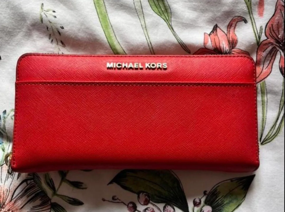 Micheal Kors Red Wallet