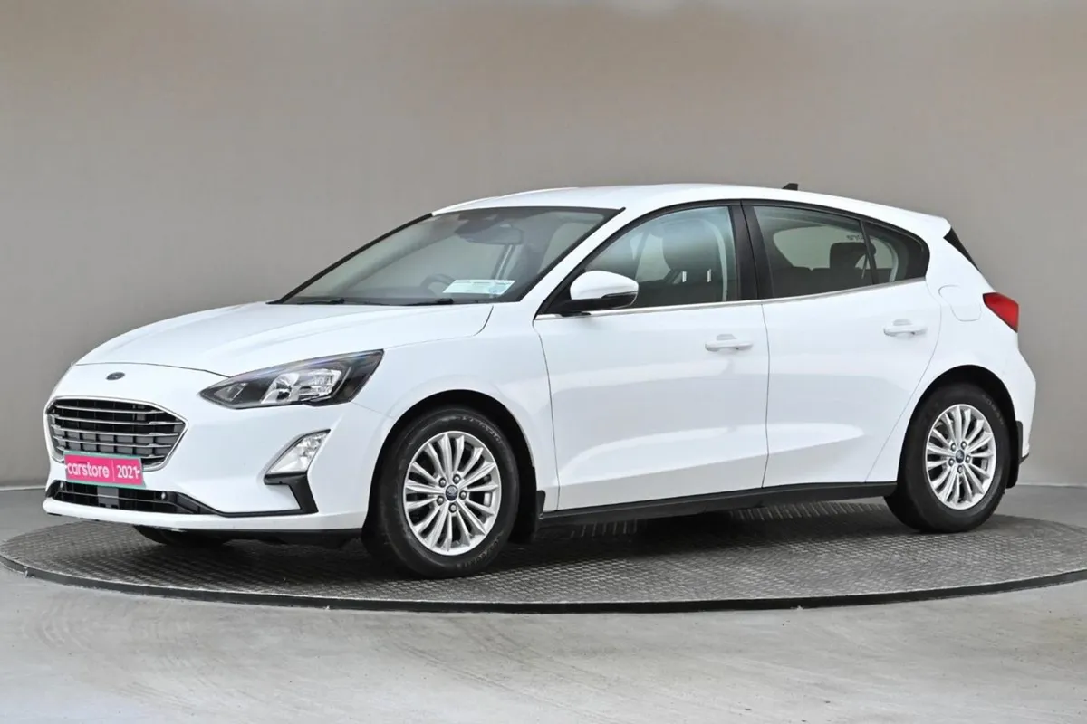 Ford Focus 1.5 Tdci 120BHP Titanium Edition 6spd - Image 4