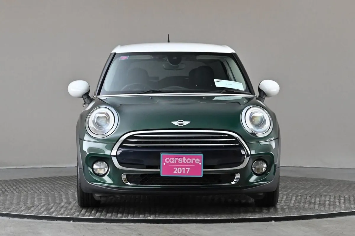 MINI Cooper 1.5 Cooper Auto 5DR  reverse Cam park - Image 2