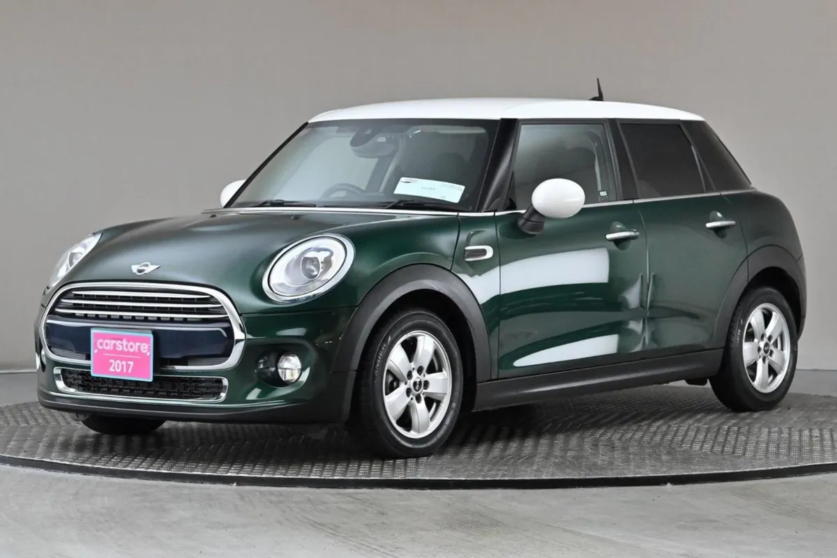 MINI Cooper 1.5 Cooper Auto 5DR  reverse Cam park - Image 3