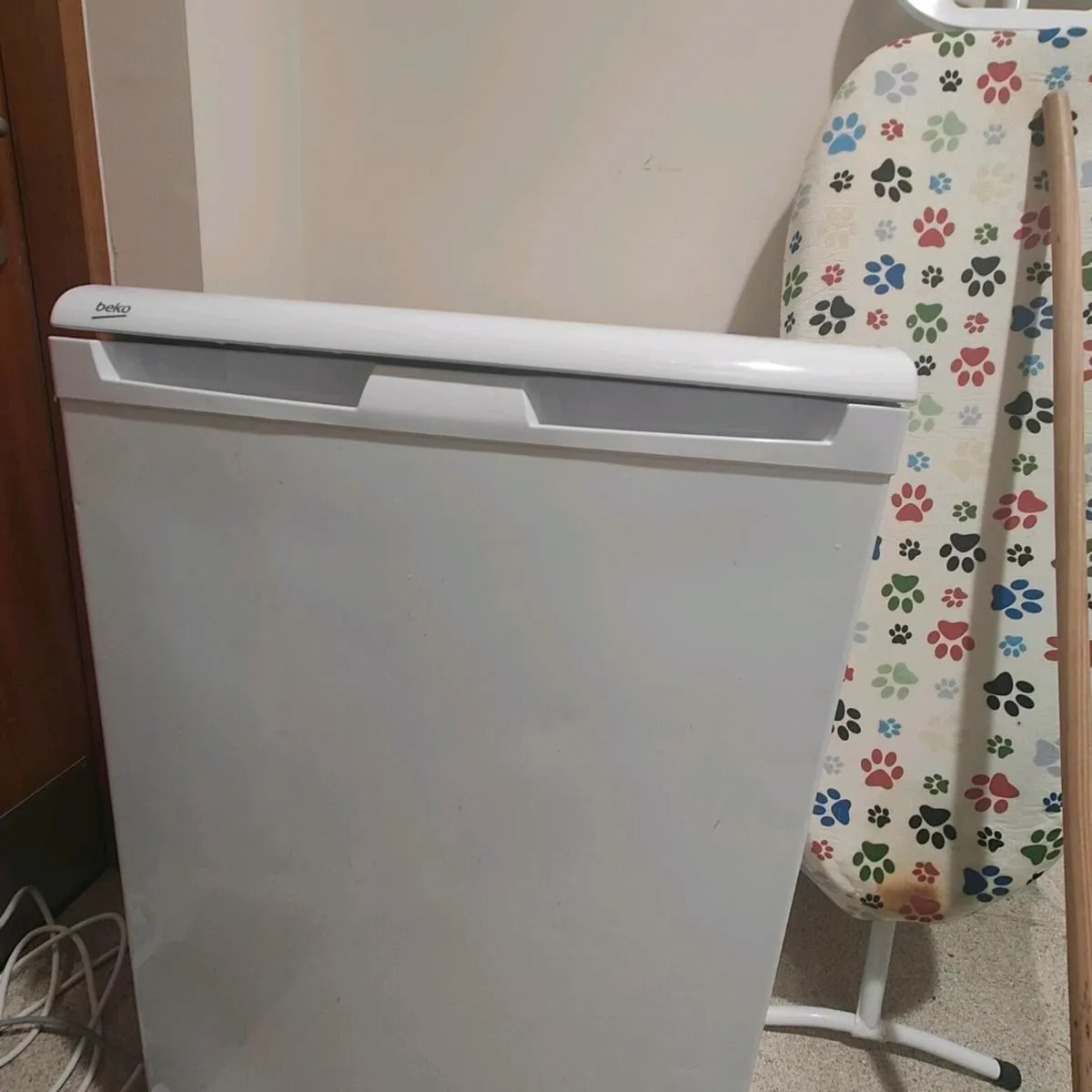 Beko under counter fridge - Image 1