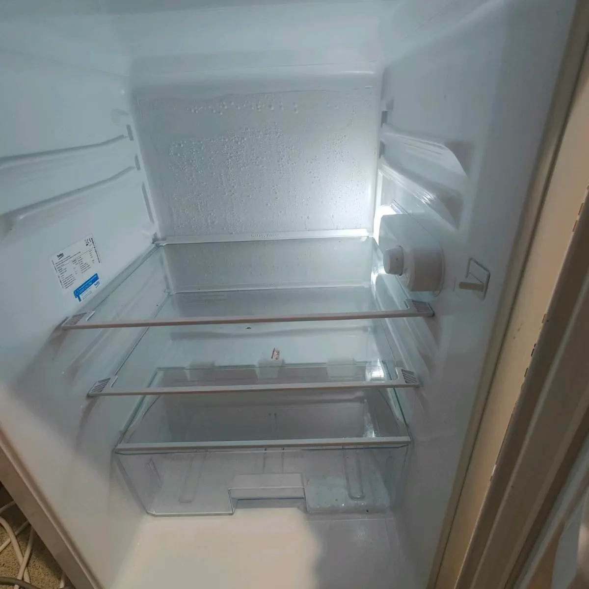 Beko under counter fridge - Image 2