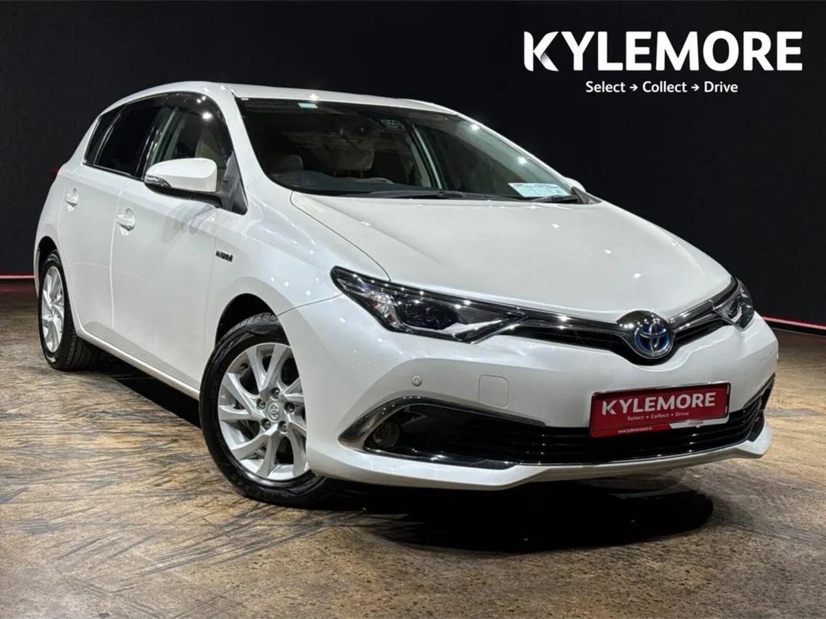 Toyota Auris 1.8 HYBRID AUTOMATIC - FULL CREAM LEA - Image 3