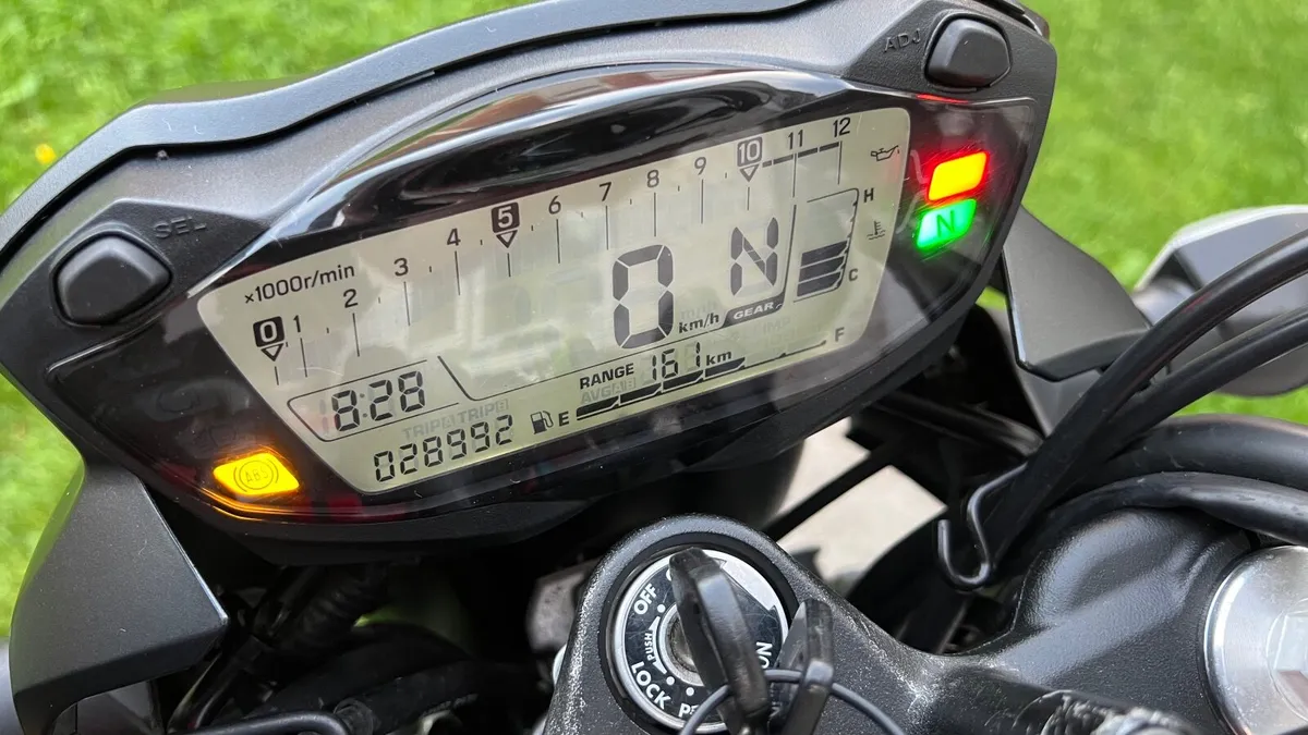 Suzuki SV650 ABS - Image 4