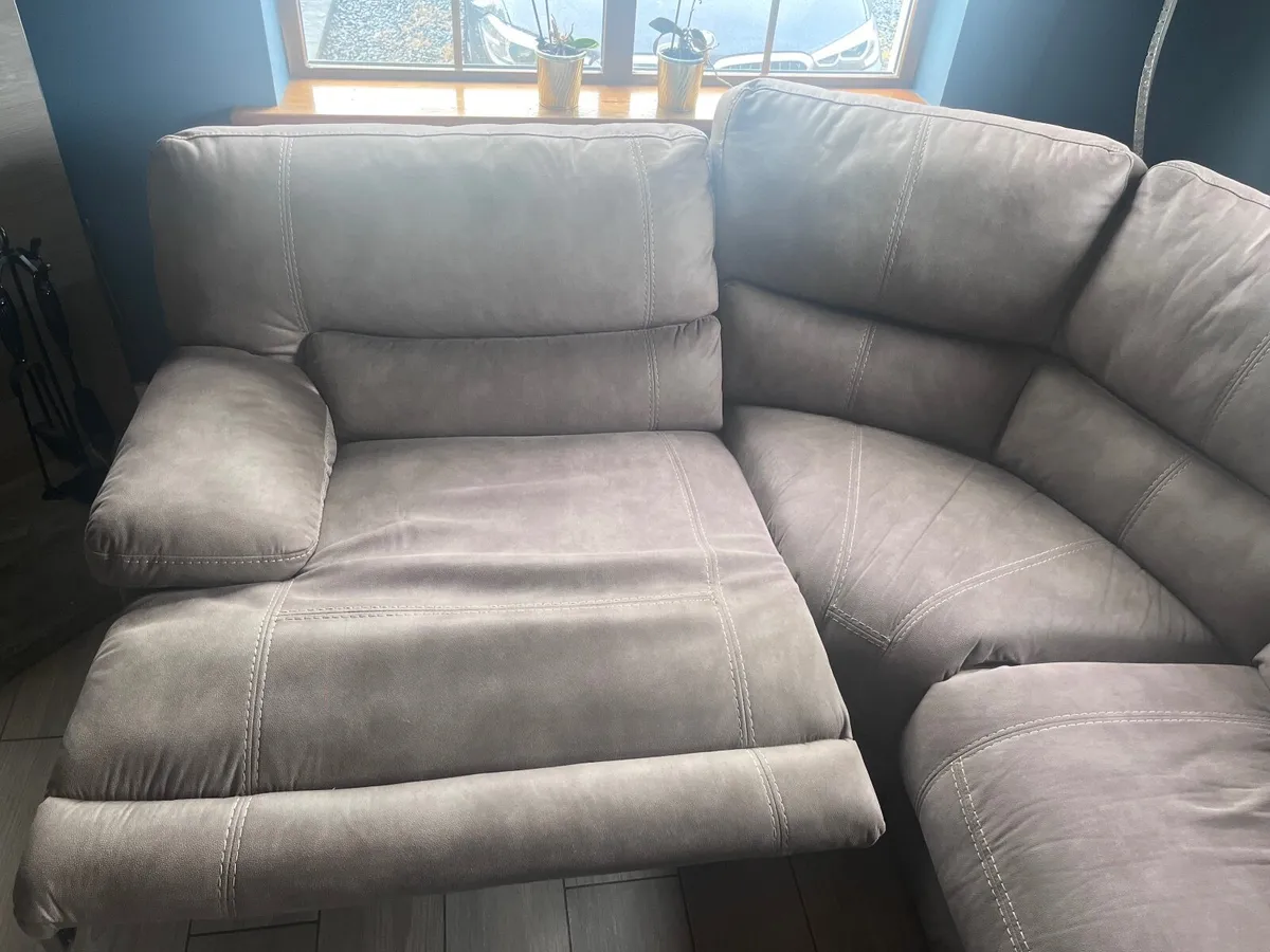 Large  Corner Sofa - Image 4