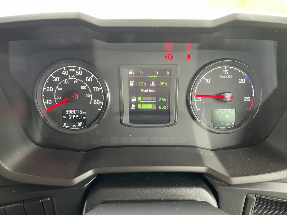 Scania P250 Curtainside 2019 - Image 2