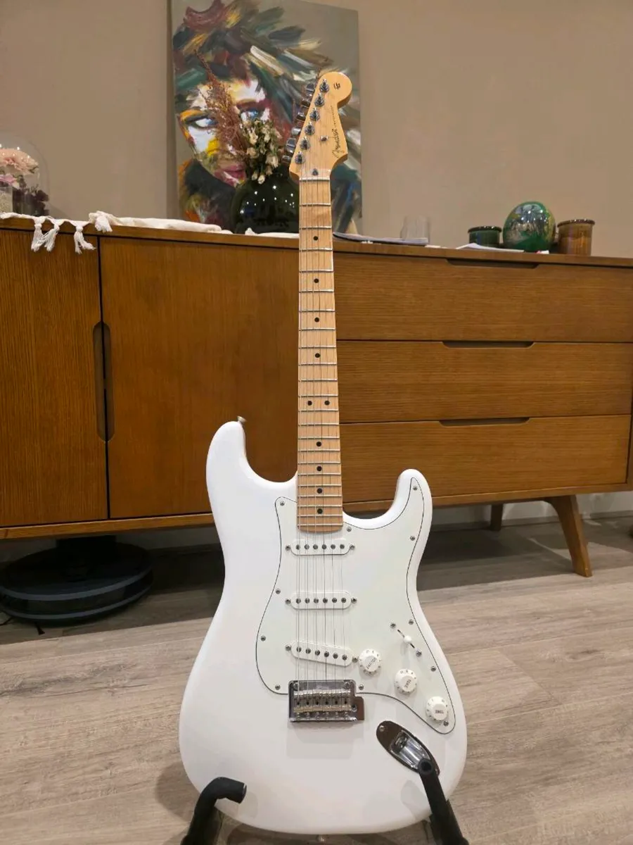 Fender Player Stratocaster - Image 1