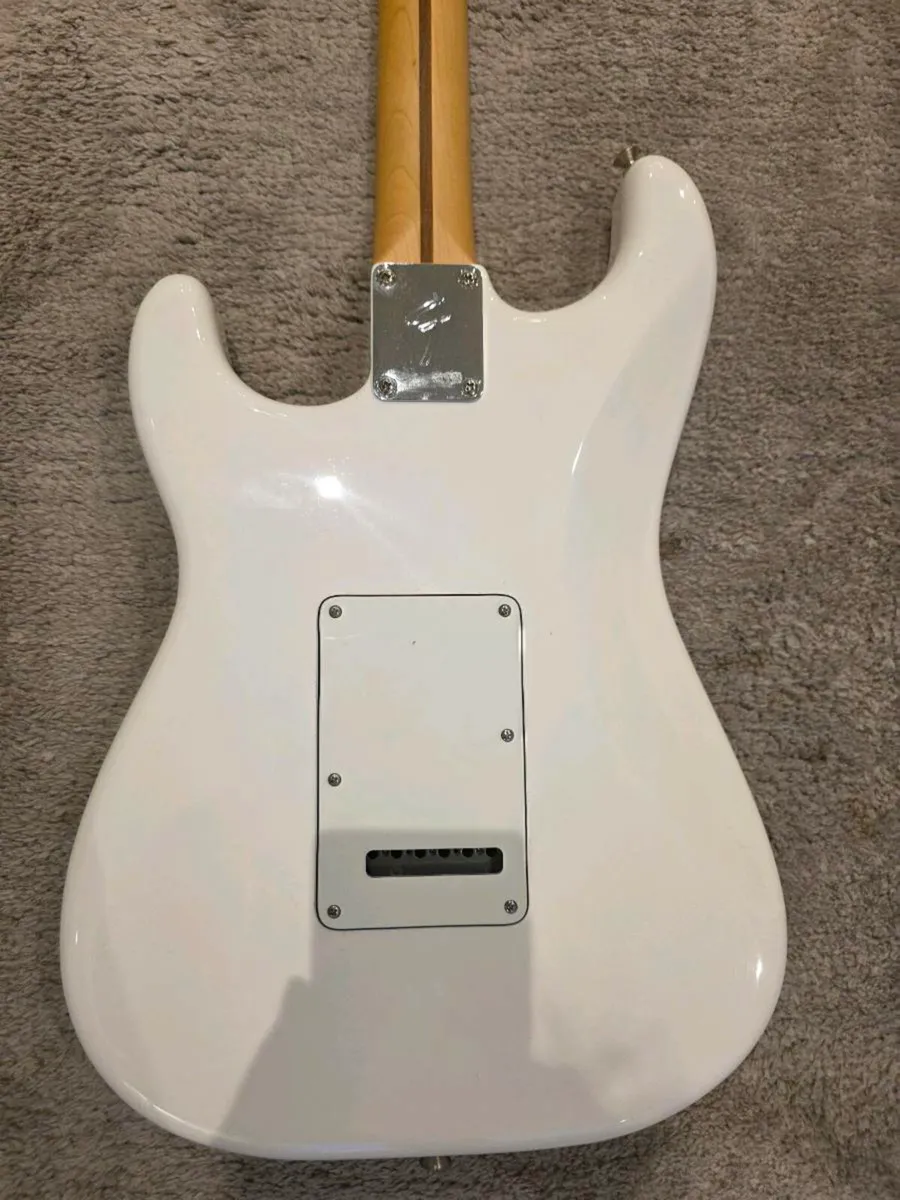 Fender Player Stratocaster - Image 4
