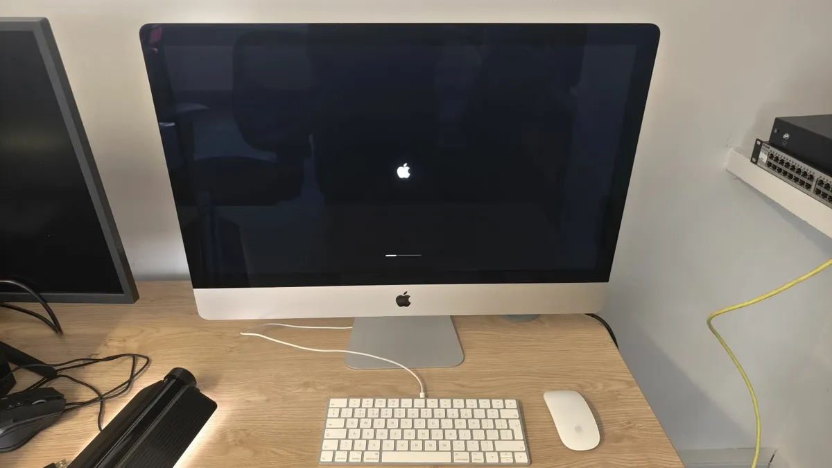 Imac retina 5k 27-inch 2020 | Intel i9 | RTX5700XT - Image 2