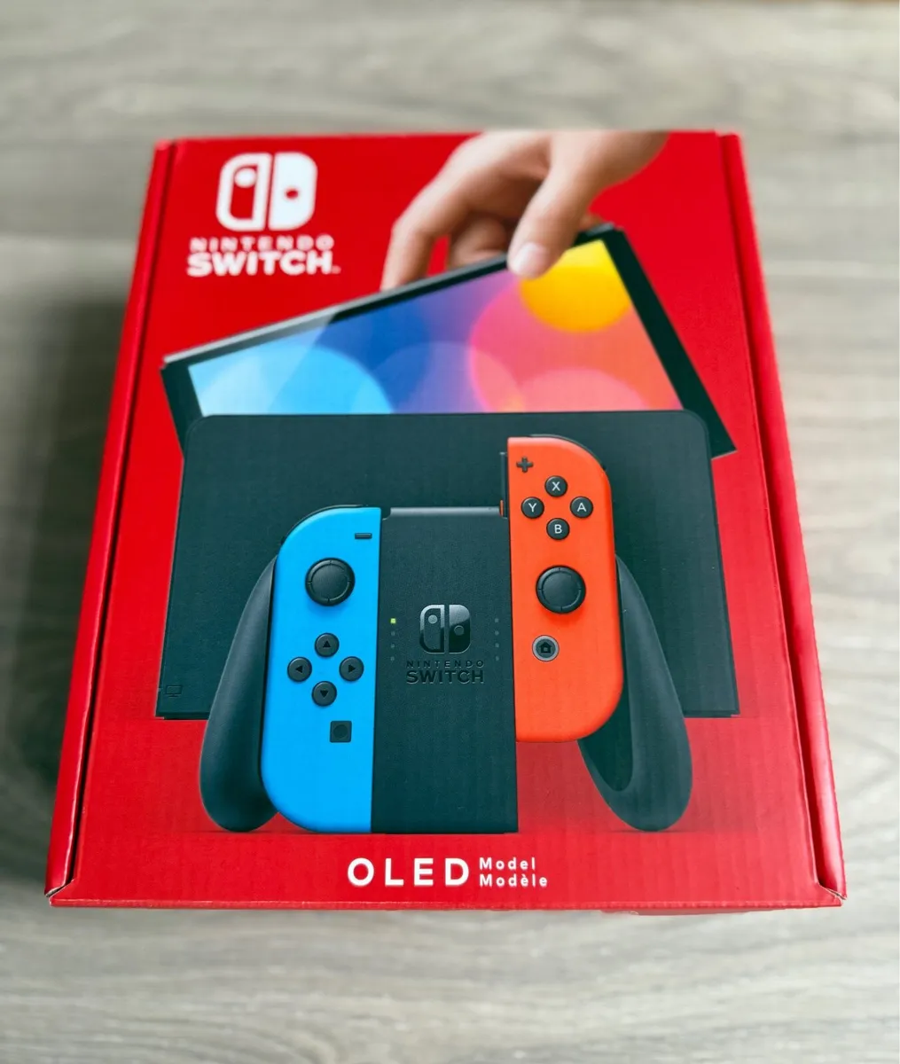 Nintendo Switch OLED - Excellent Condition - Image 2