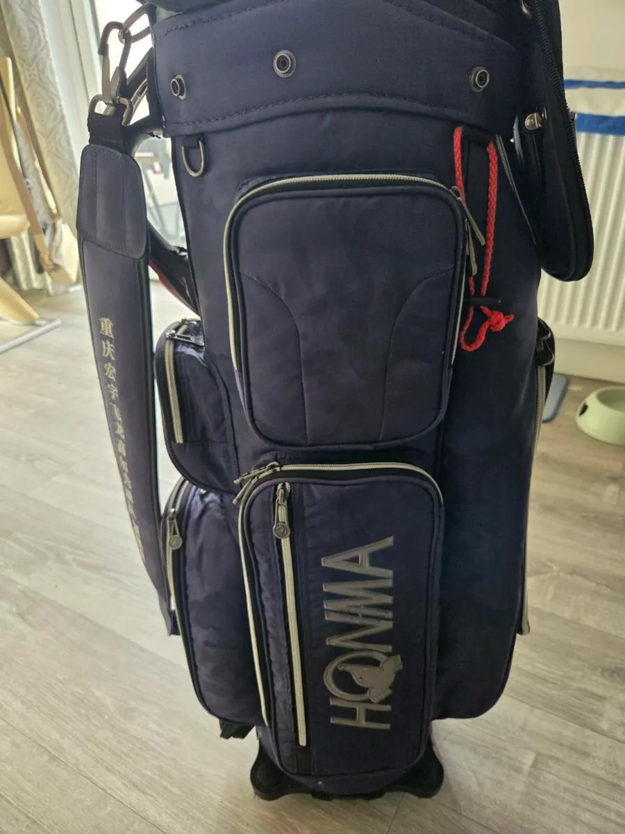 Honma golf bag - Image 1